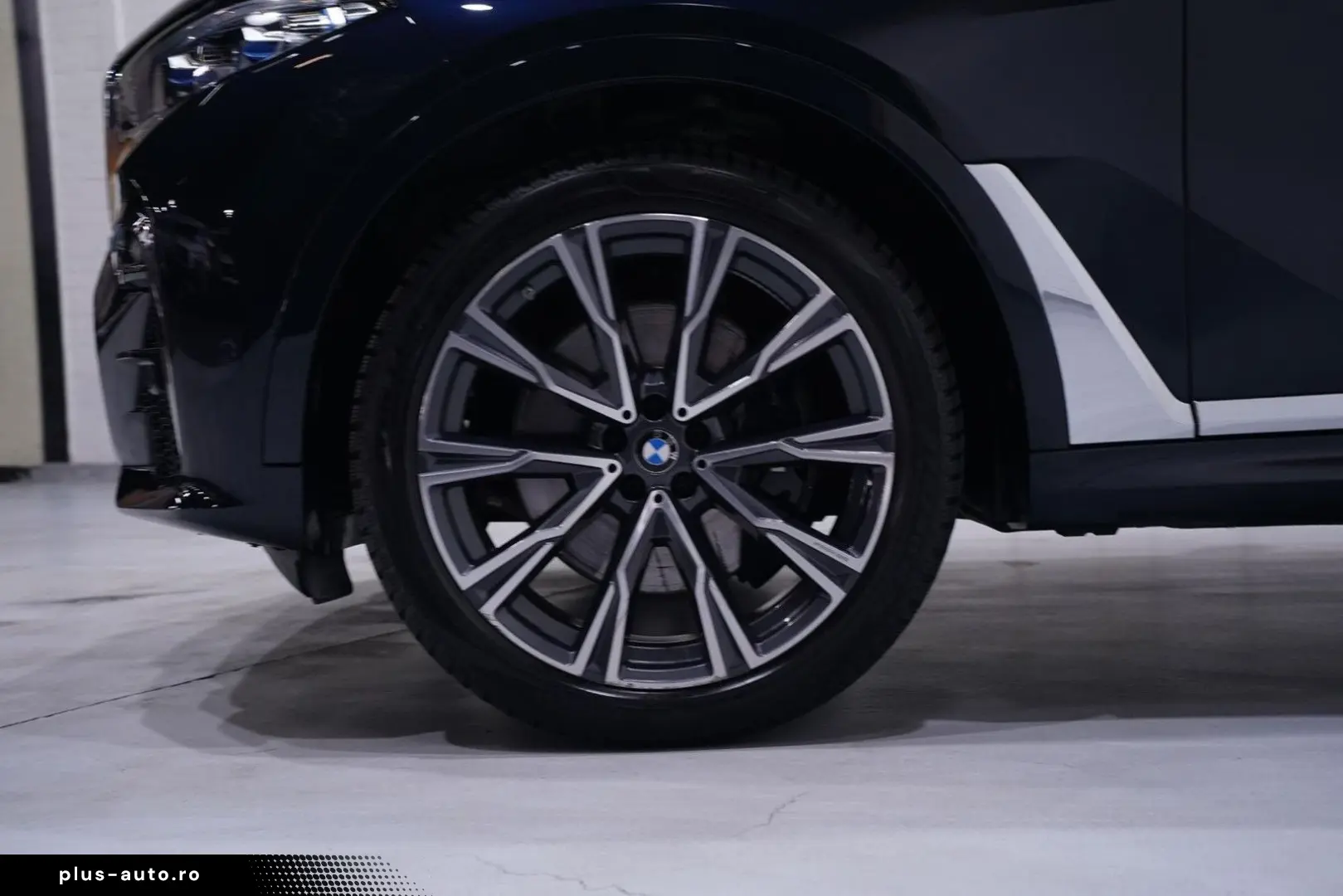 BMW X7 2022 — imagine 9