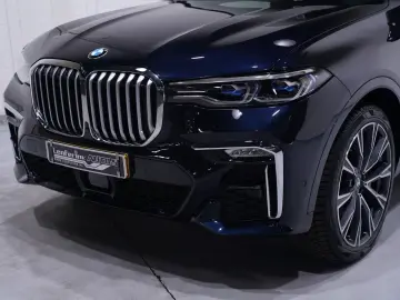 BMW X7 xDrive40i M Sport NAP M Stoelen Carbon spiege