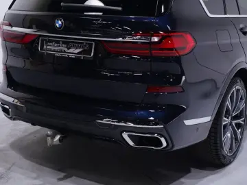 BMW X7 xDrive40i M Sport NAP M Stoelen Carbon spiege