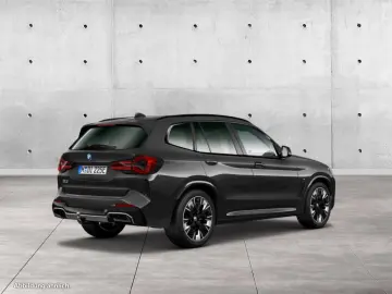 BMW iX3 Impressive Head-up-Display  AHK  Panoramadac
