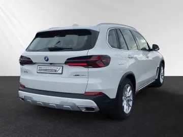 BMW X5 xDrive50e Inkl. € 1.190 Zubehörbonus  Anhänge