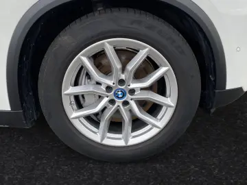 BMW X5 xDrive50e Inkl. € 1.190 Zubehörbonus  Anhänge