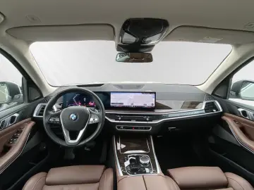 BMW X5 xDrive50e Inkl. € 1.190 Zubehörbonus  Anhänge