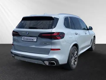 BMW X5 xDrive30d Inkl. € 1.190 Zubehörbonus  M Sport