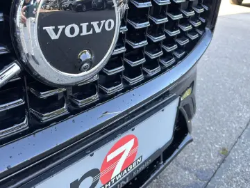 VOLVO XC 60 Plus Dark AWD 360