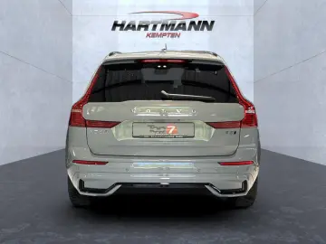 VOLVO XC 60 Plus Dark AWD 360