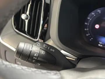 VOLVO XC 60 Plus Dark AWD 360