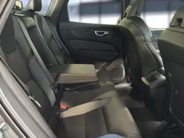 VOLVO XC 60 Plus Dark AWD 360