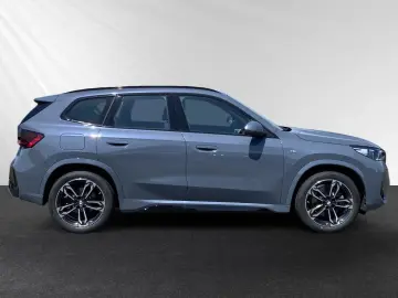 BMW X1 xDrive23i Inkl. € 1.190 Zubehörbonus M Sport