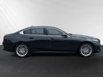 BMW i5 eDrive40 Inkl. € 1.190 Zubehörbonus Head-Up D