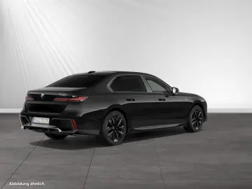 BMW 750e xDrive Inkl. € 1.190 Zubehörbonus M Sport P
