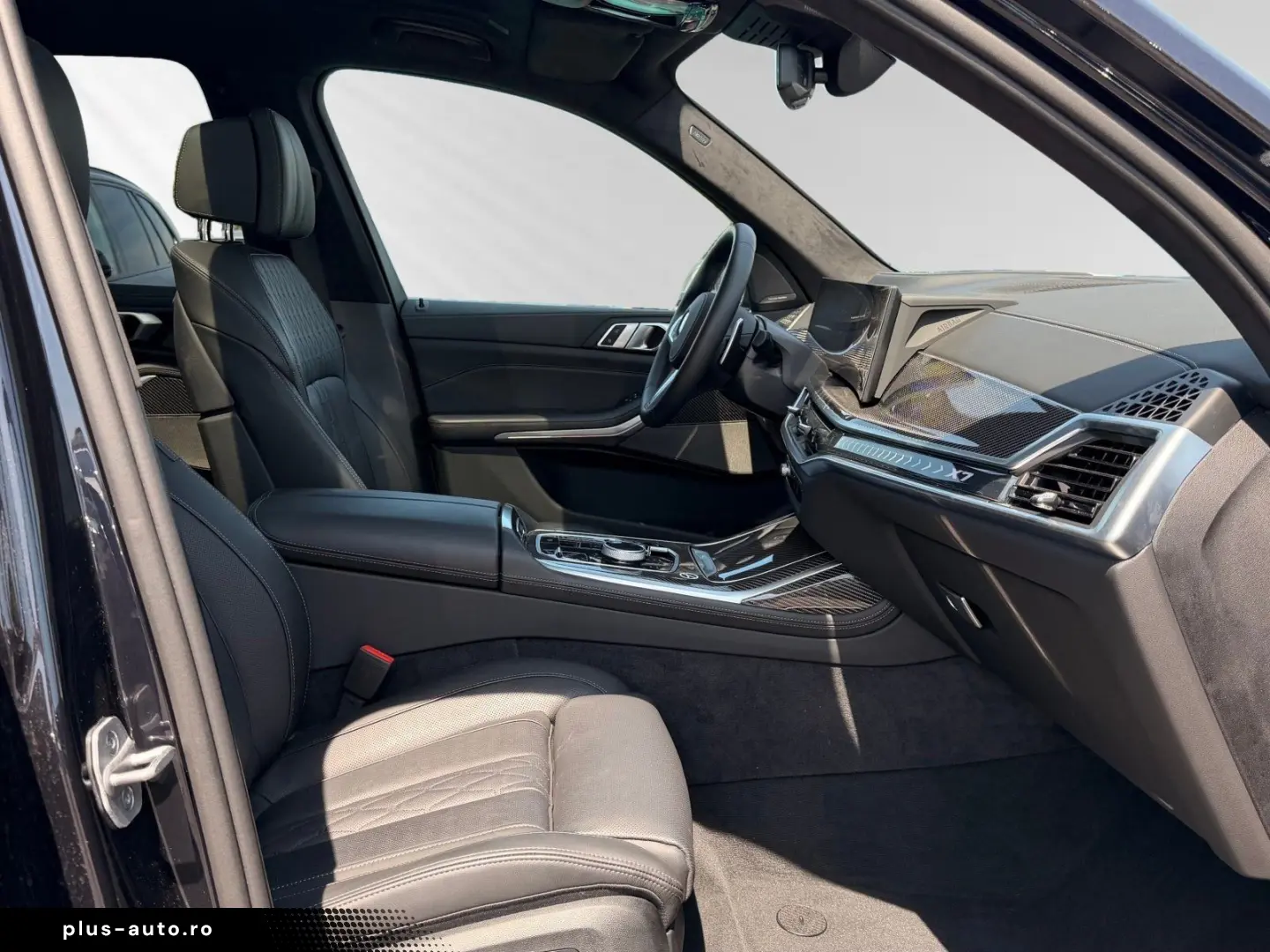BMW X7 2025 — imagine 7