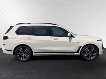 BMW X7 xDrive40i Inkl. € 1.190 Zubehörbonus  M Sport