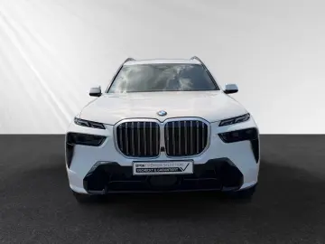 BMW X7 xDrive40i Inkl. € 1.190 Zubehörbonus  M Sport