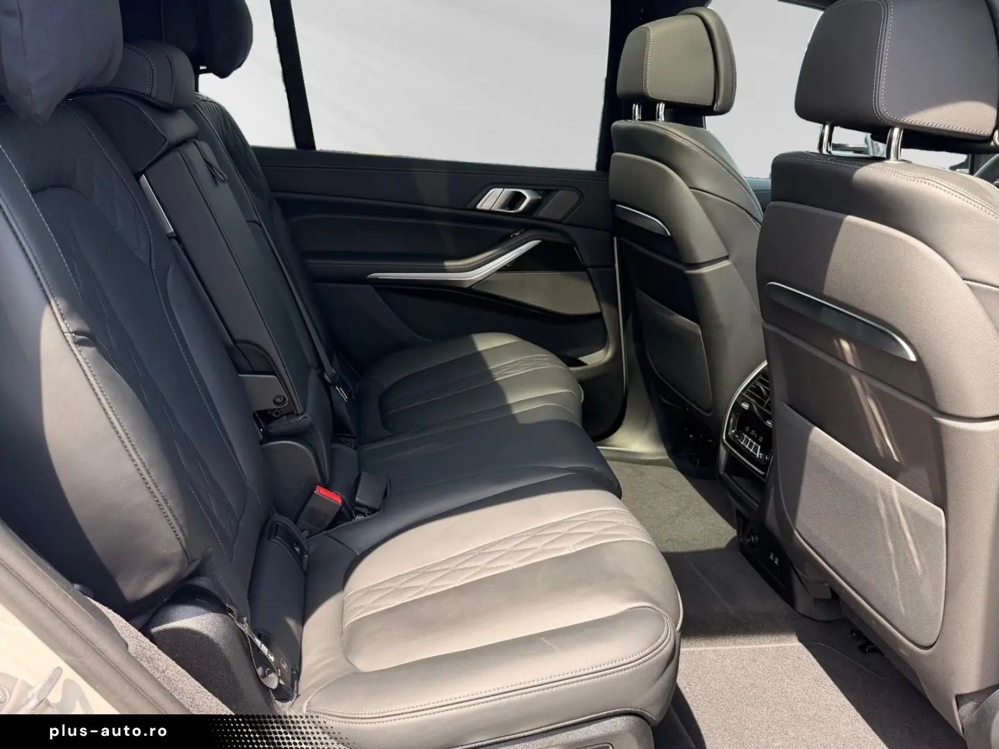 BMW X7 2025 — imagine 12