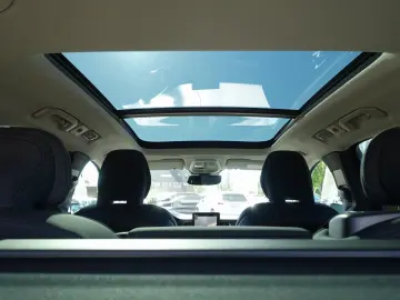 VOLVO XC60 Plus Dark B5 AWD Pano HeadUP 360  H&K