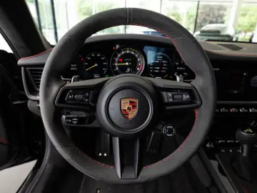 PORSCHE 911 (992) GT3 PDK BOSE Matrix-LED