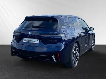 BMW iX M70 Lr. 914 - br. o.Anz. 27Mon 5`Km p.A.