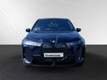 BMW iX M70 Lr. 914 - br. o.Anz. 27Mon 5`Km p.A.