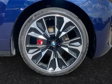 BMW iX M70 Lr. 914 - br. o.Anz. 27Mon 5`Km p.A.
