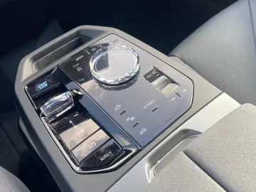 BMW iX M70 Lr. 914 - br. o.Anz. 27Mon 5`Km p.A.