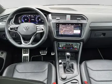 VW Tiguan Allspace 2.0 TSI DSG R-LINE 7-SITZE LEDER
