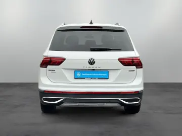 VW Tiguan Allspace Elegance 2.0TDI 4M DSG Pano  AHK