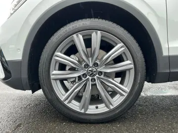VW Tiguan Allspace Elegance 2.0TDI 4M DSG Pano  AHK