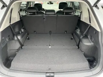 VW Tiguan Allspace Elegance 2.0TDI 4M DSG Pano  AHK