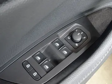 SKODA Kodiaq 2.0 TDI 4x4  7 SITZER  VOLLAUSSTATTUNG