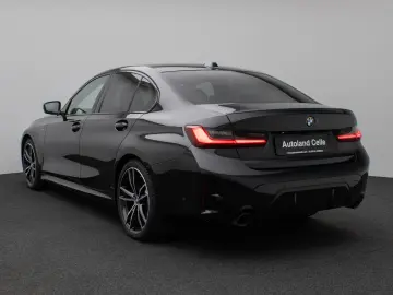 BMW 320i M SportPro Glasdach Kamera HUD DAB HiFi 19
