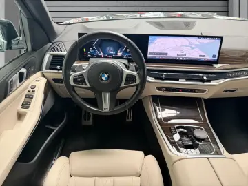 BMW X5 M-SPORT XD LEDER NAVI PANO LED KAMERA DAB R20
