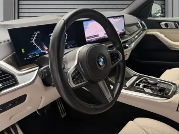 BMW X5 M-SPORT XD LEDER NAVI PANO LED KAMERA DAB R20