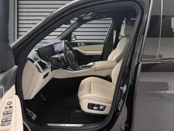BMW X5 M-SPORT XD LEDER NAVI PANO LED KAMERA DAB R20