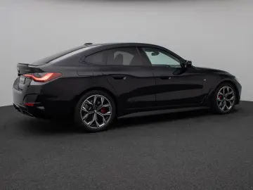 BMW M440i Gran Coupé Kamera Glasdach HUD DAB H K 19