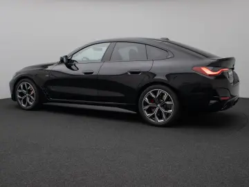 BMW M440i Gran Coupé Kamera Glasdach HUD DAB H K 19
