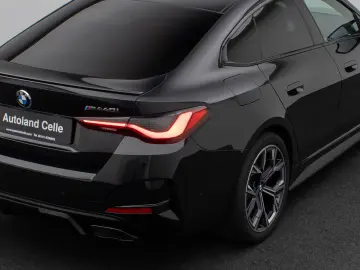 BMW M440i Gran Coupé Kamera Glasdach HUD DAB H K 19