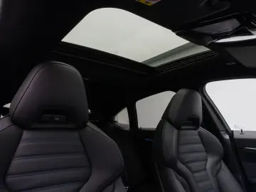 BMW M440i Gran Coupé Kamera Glasdach HUD DAB H K 19