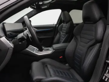 BMW M440i Gran Coupé Kamera Glasdach HUD DAB H K 19