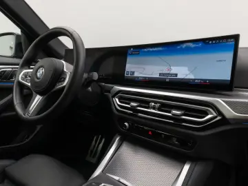 BMW M440i Gran Coupé Kamera Glasdach HUD DAB H K 19