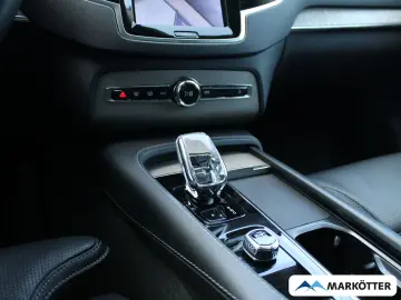 VOLVO XC90 Ultimate Bright Recharge Plug-In Hybrid AWD