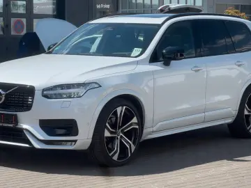 VOLVO XC90 B5 D AWD Ultimate Dark B&W HuD LUFT 360 ACC