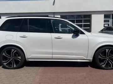 VOLVO XC90 B5 D AWD Ultimate Dark B&W HuD LUFT 360 ACC