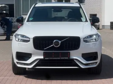 VOLVO XC90 B5 D AWD Ultimate Dark B&W HuD LUFT 360 ACC