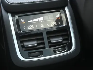 VOLVO XC90 B5D AWD Ultimate Bright LED PANO STHZ B&W