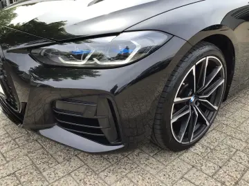 BMW M440i xDrive AHK Laser HUD DAB HarmanKardon
