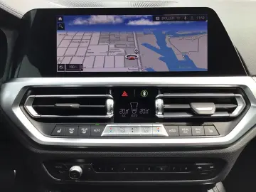 BMW M440i xDrive AHK Laser HUD DAB HarmanKardon