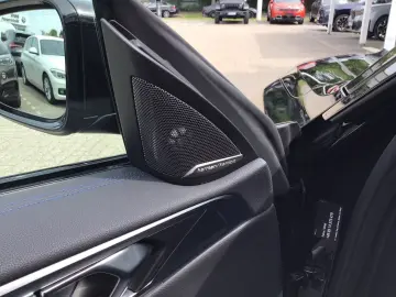 BMW M440i xDrive AHK Laser HUD DAB HarmanKardon
