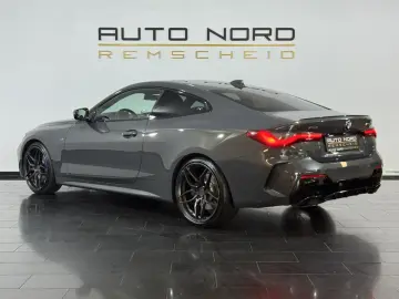 BMW M440 i xDrive  Aero Shadow Live S-AGA Navi DAB