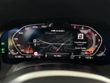 BMW M440 i xDrive  Aero Shadow Live S-AGA Navi DAB